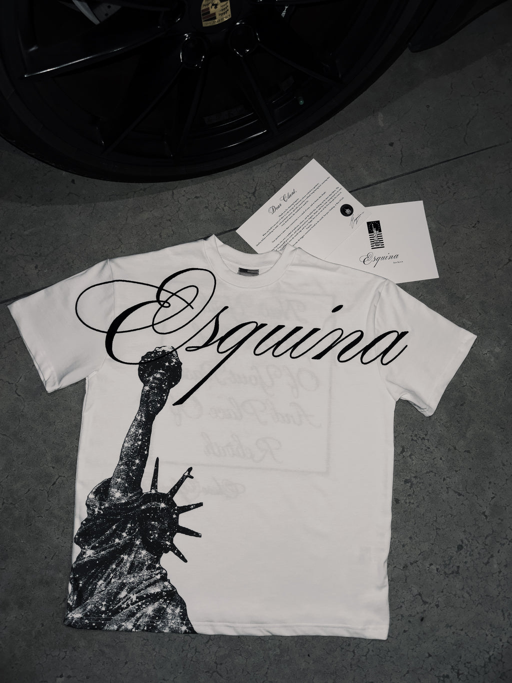Esquina Empire T-shirt