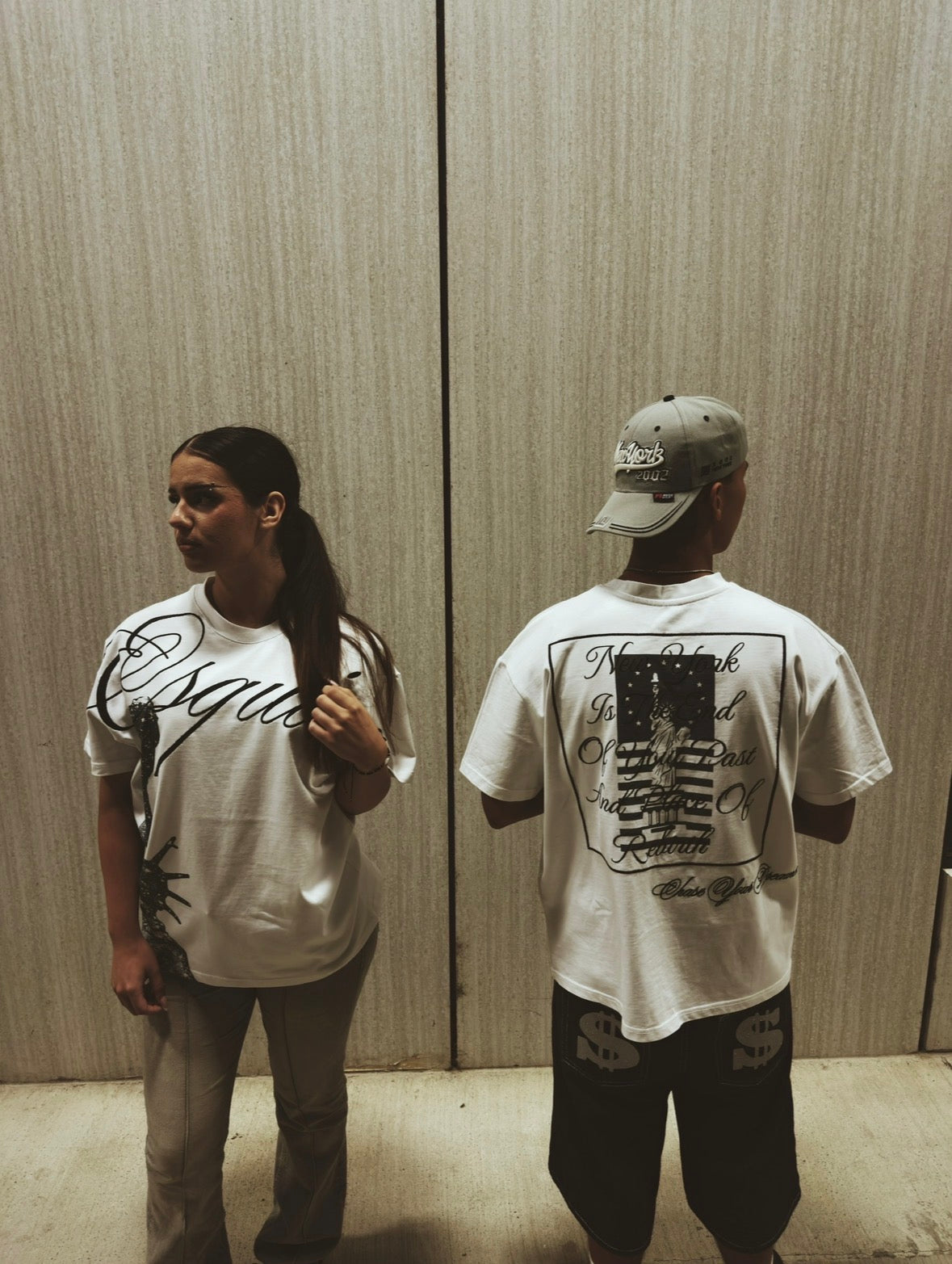 Esquina Empire T-shirt
