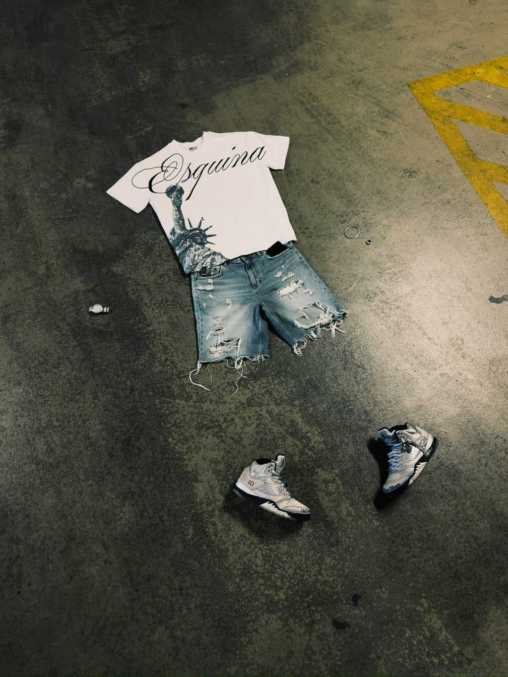 Esquina Empire T-shirt